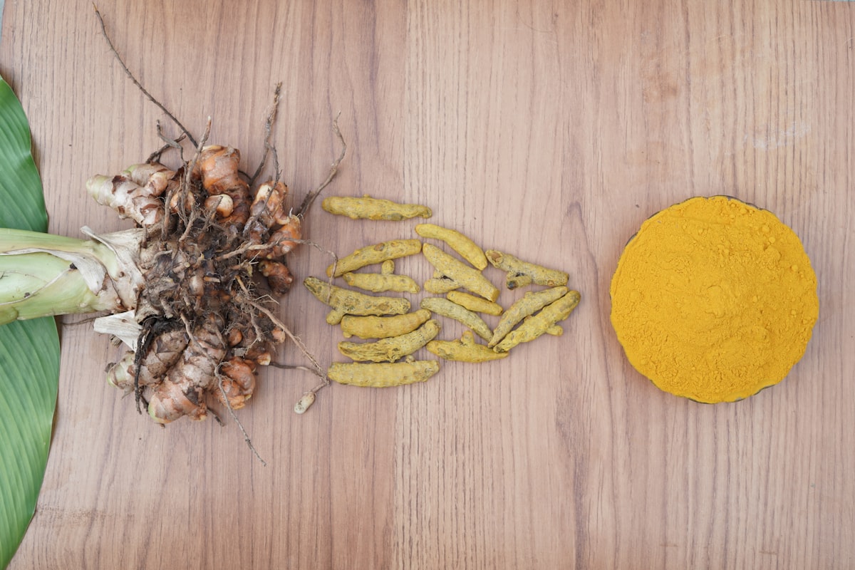 Anti-inflammatory foods rich in omega-3 and antioxidants
